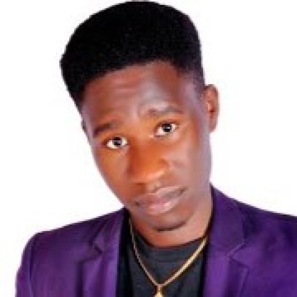 Kidi Ma Lugedo Okwero - Ronnie Desaka