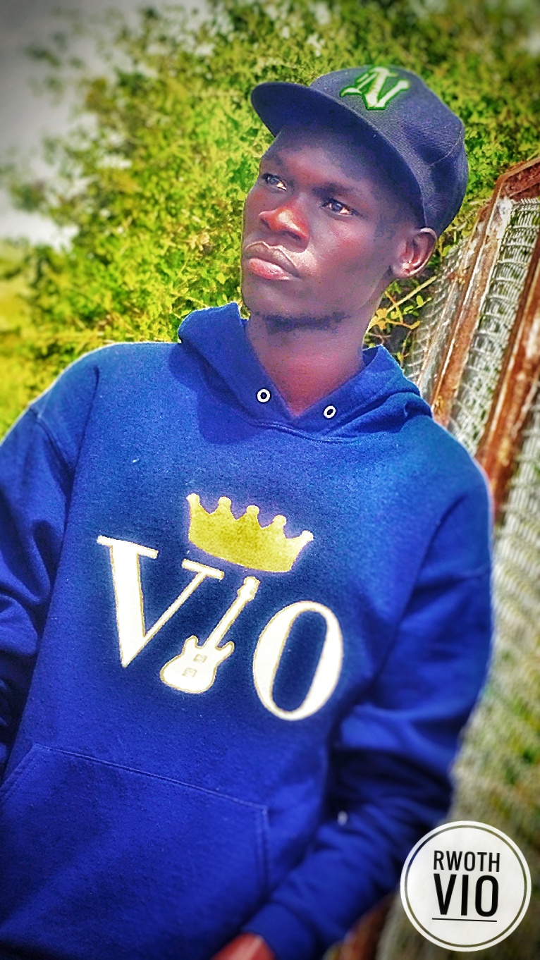 Cik Ngom by Rwoth ViO