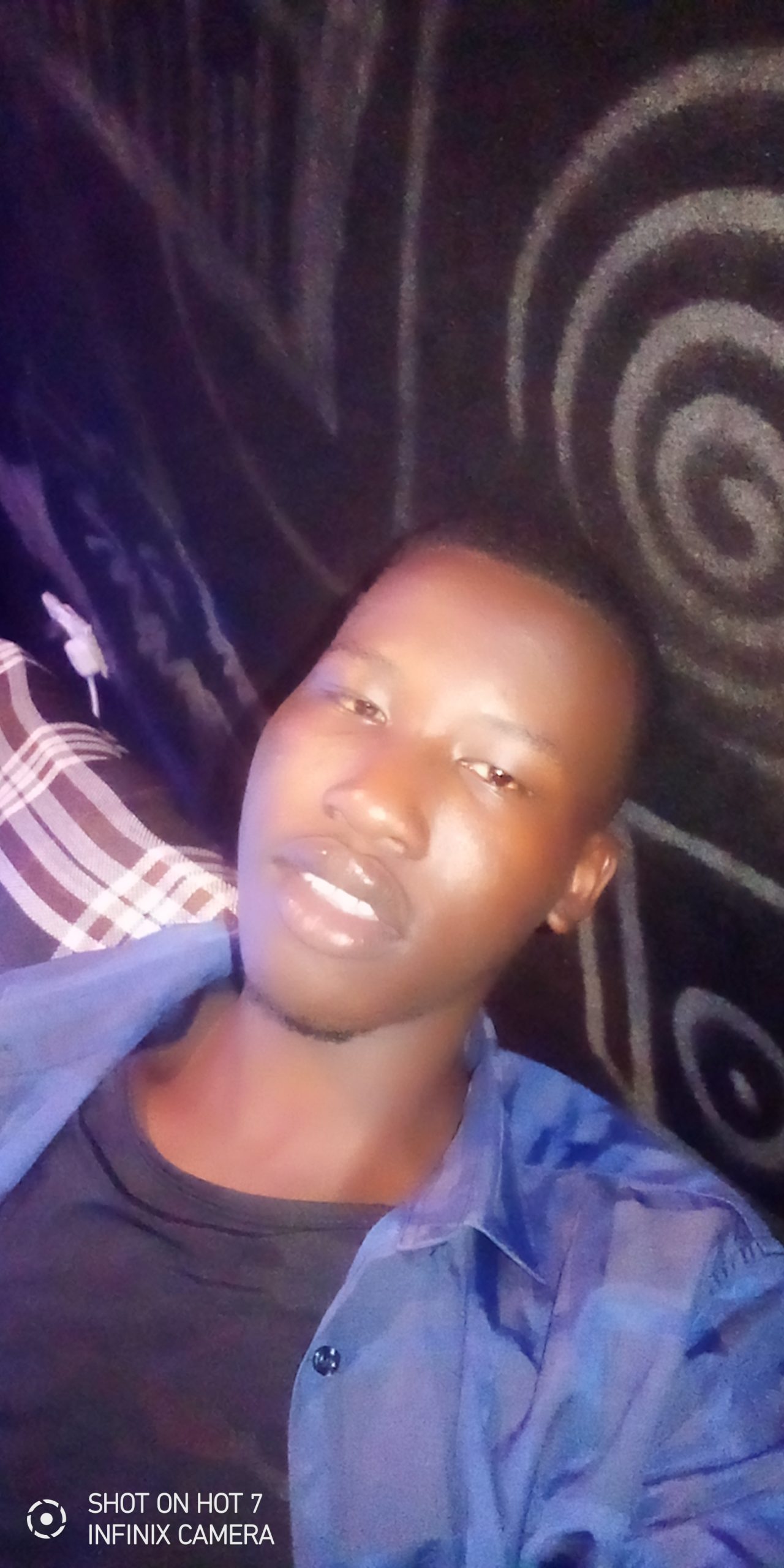 Download Gitye pi Soo-Whiskey mp3