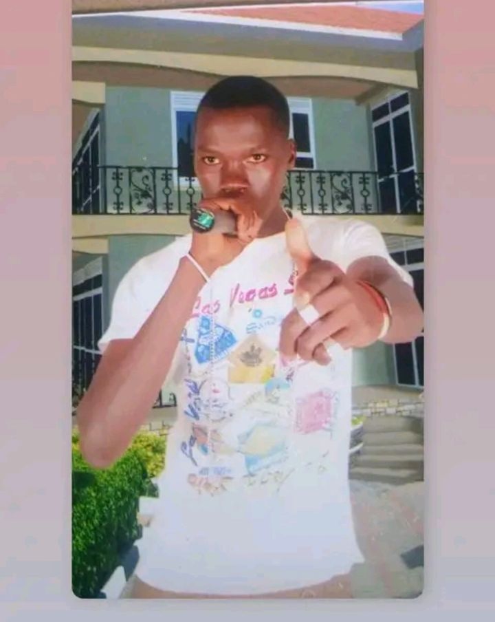 Screenshot_20220614-230032-c24b70c0